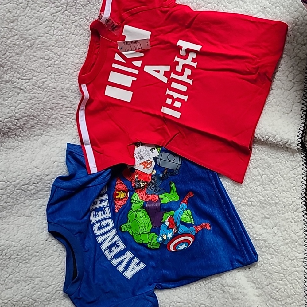 Bundle of 2 3T short sleeve tees
